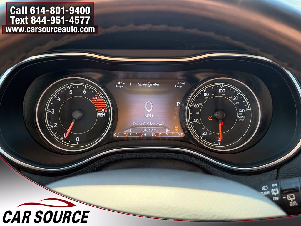 Used 2020 Jeep Cherokee Trailhawk w/ Cold Weather Group AWD/4WD image 18