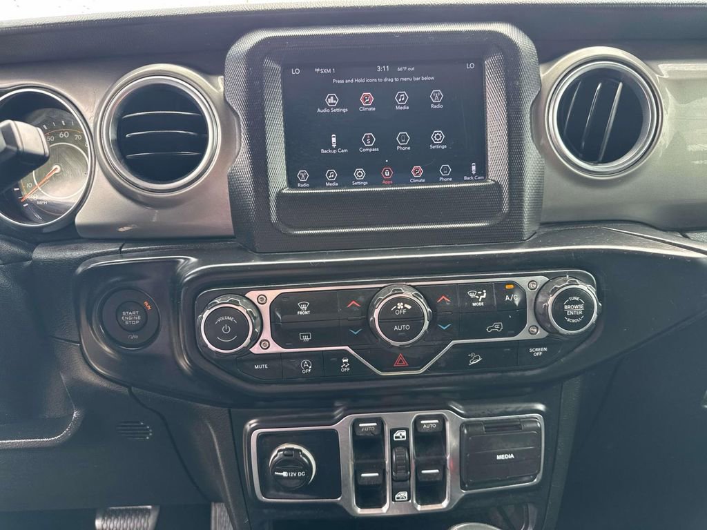 Used 2019 Jeep Wrangler Unlimited Sahara image 26