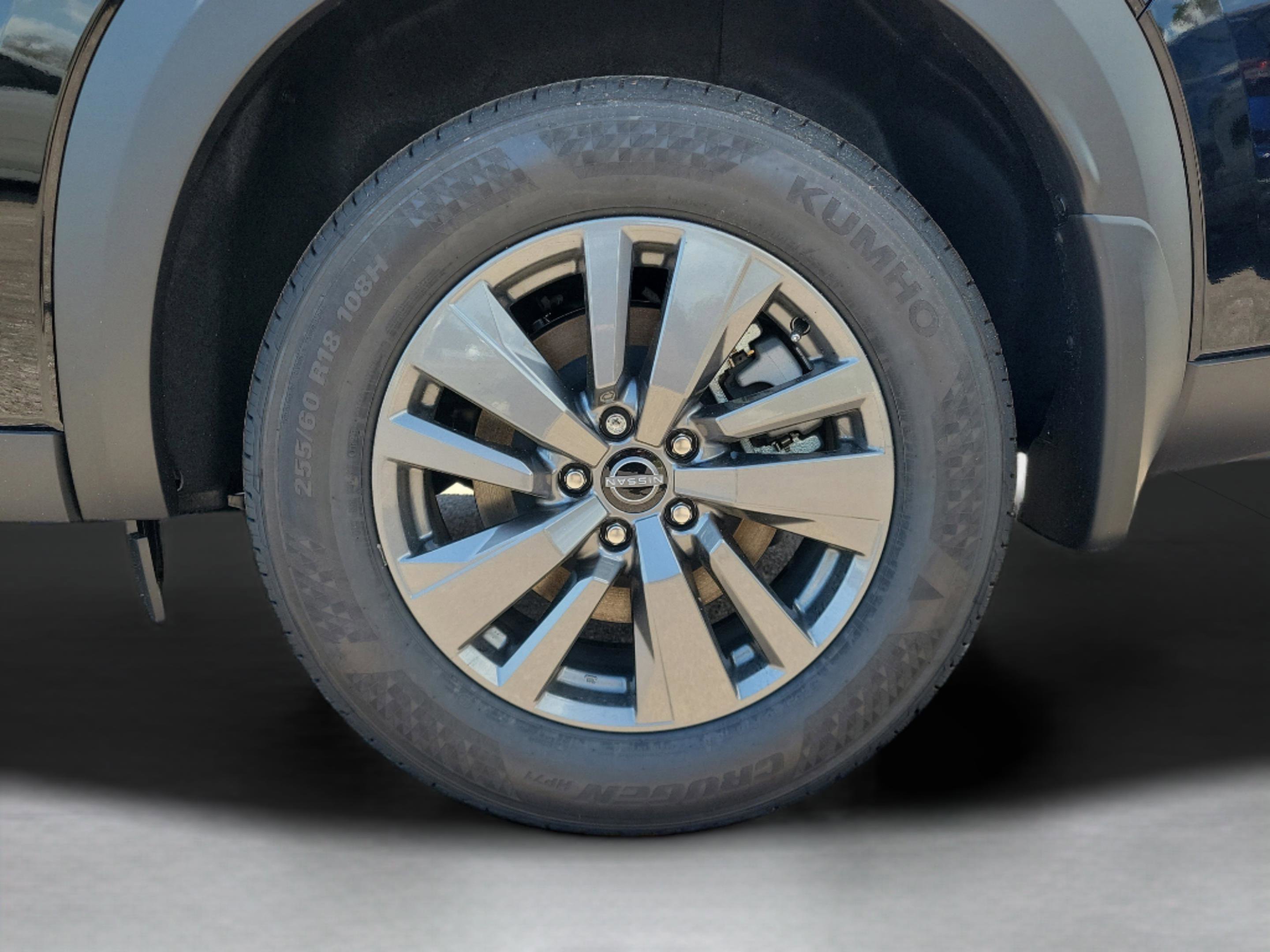 New 2026 Nissan Pathfinder SV image 6