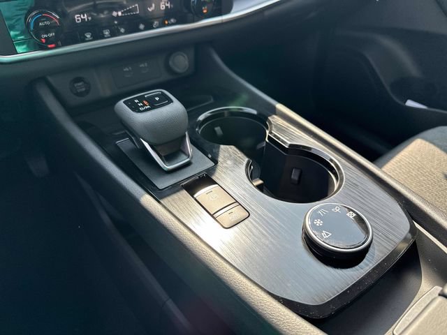 New 2026 Nissan Rogue SV AWD/4WD image 33