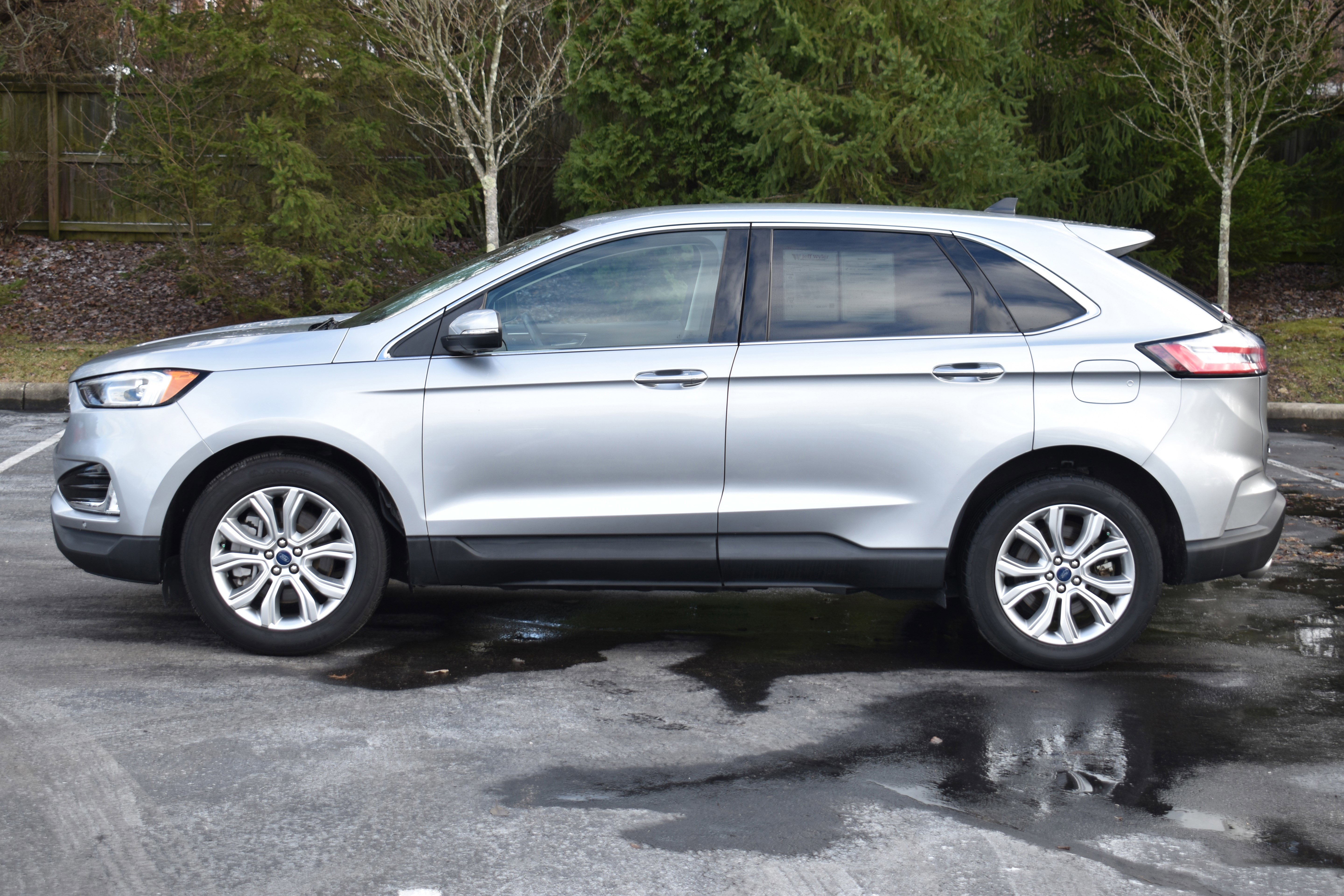 Used 2022 Ford Edge Titanium image 29