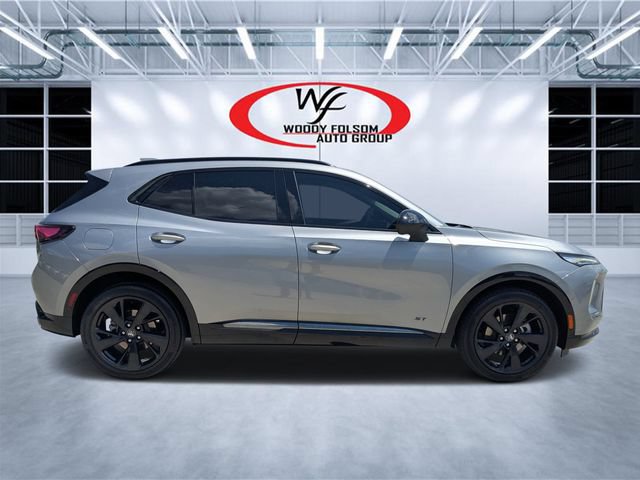Used 2024 Buick Envision Sport Touring AWD/4WD image 2