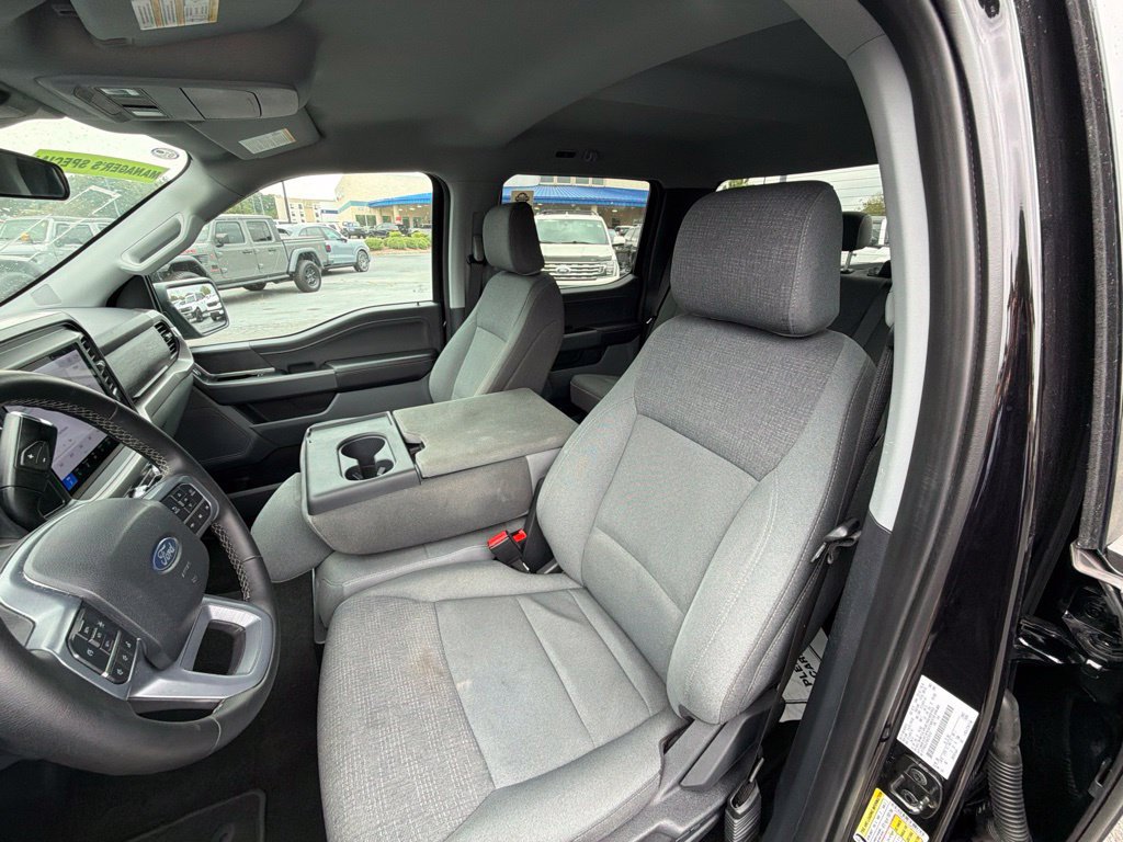 Used 2025 Ford F150 XLT w/ Equipment Group 301A Standard AWD/4WD image 10