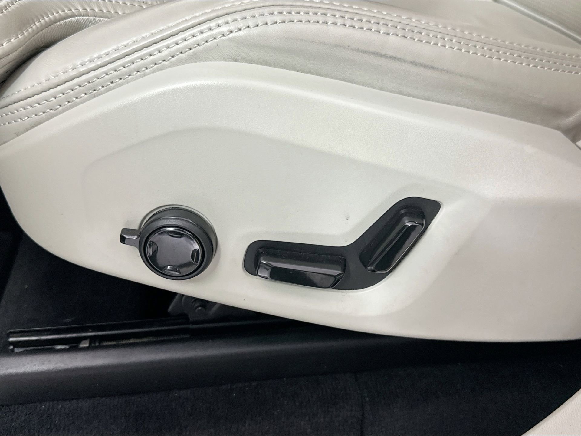 Certified 2022 Volvo XC90 T6 Inscription w/ Advanced Package image 20