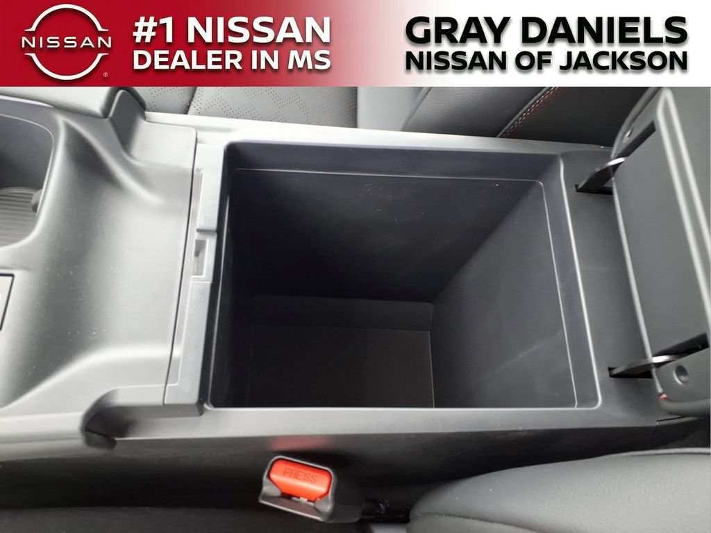 New 2026 Nissan Sentra SR w/ SR Premium Package FWD image 19