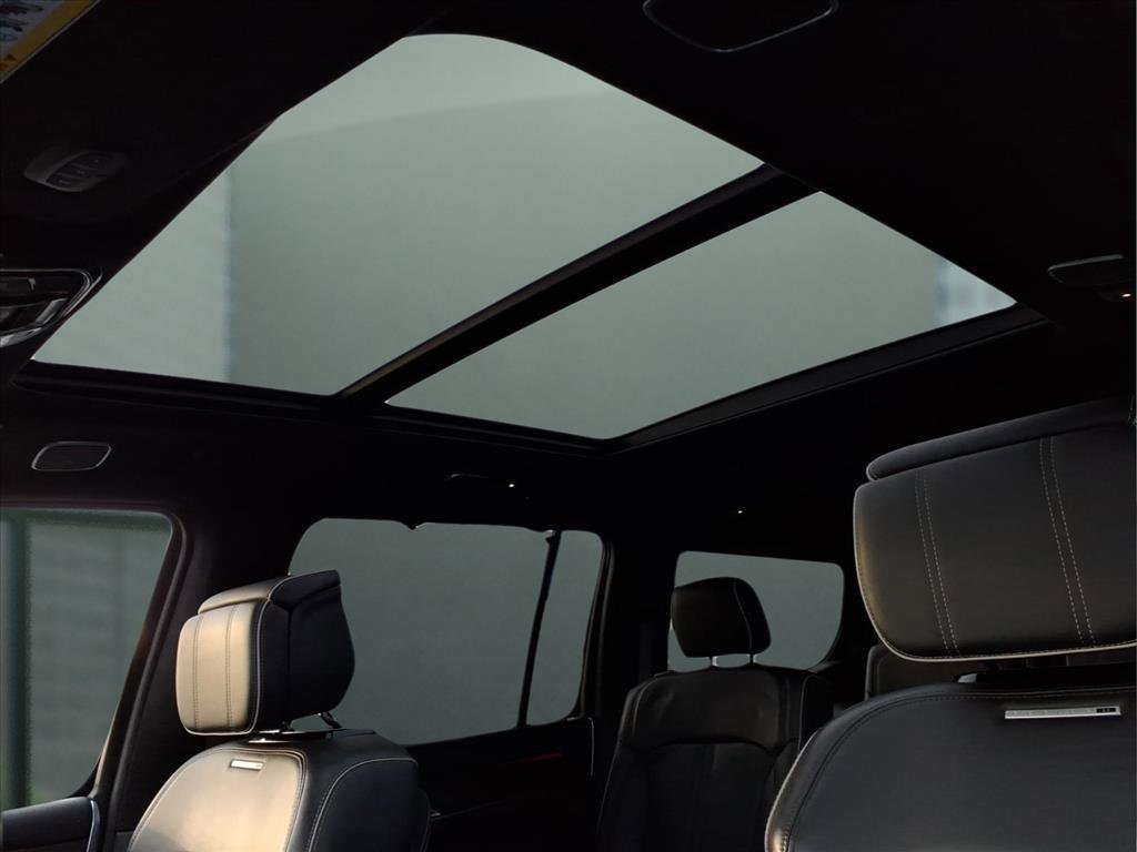 Used 2024 Jeep Grand Wagoneer Series II w/ Quick Order Packagew 28T image 20