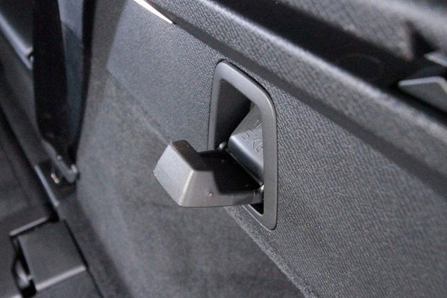Used 2025 Volvo XC90 B6 Plus w/ Protection Package Premier image 39
