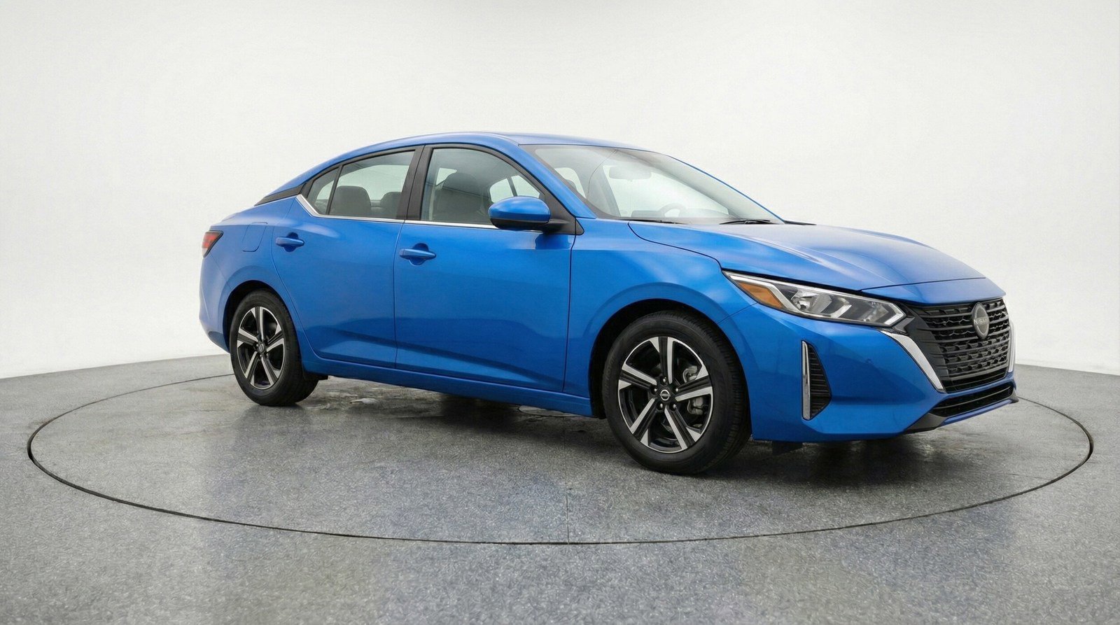 Used 2025 Nissan Sentra SV FWD image 1