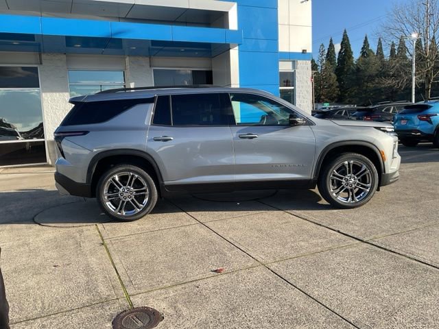 New 2025 Chevrolet Traverse LT w/ Enhanced Driving Package image 9