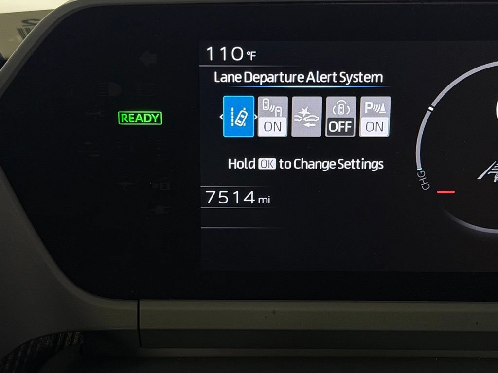 Used 2025 Toyota bZ4X FWD image 15