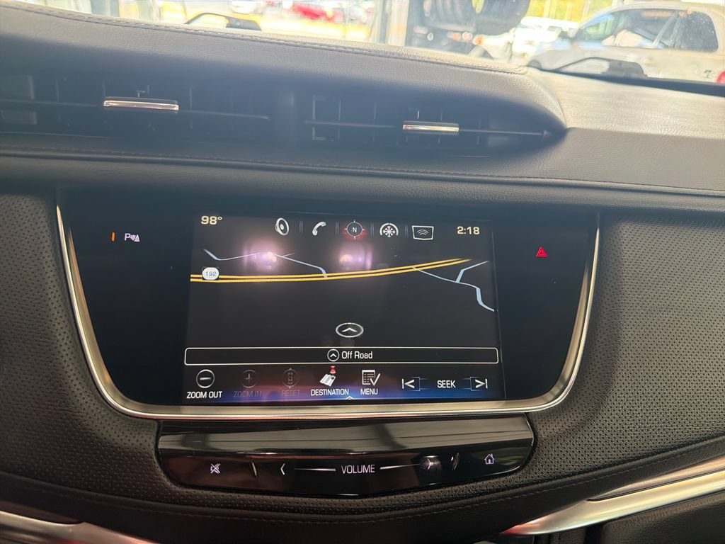 Used 2018 Cadillac XT5 Luxury w/ Driver Awareness Package AWD/4WD image 22