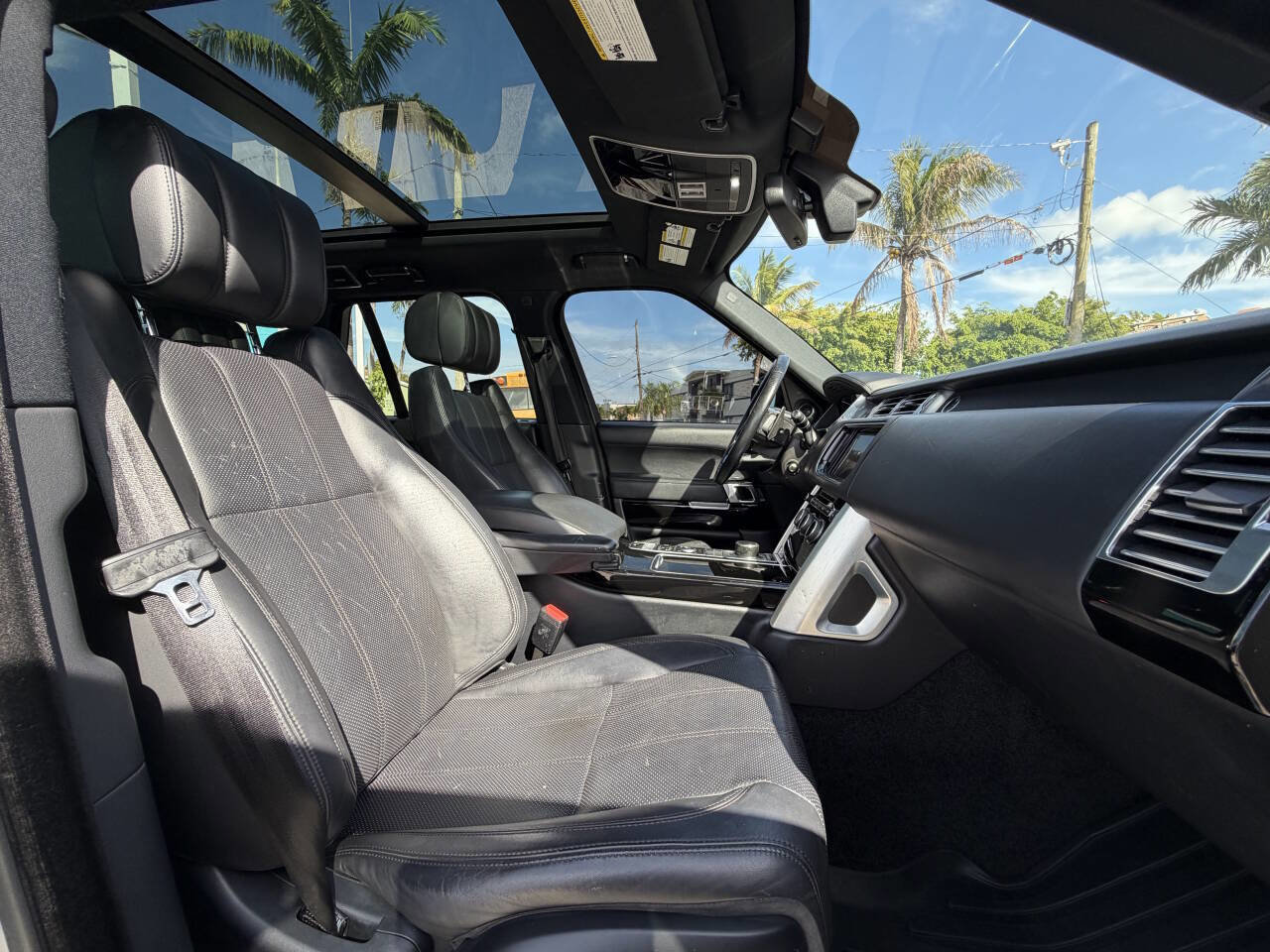 Used 2014 Land Rover Range Rover Supercharged AWD/4WD image 22