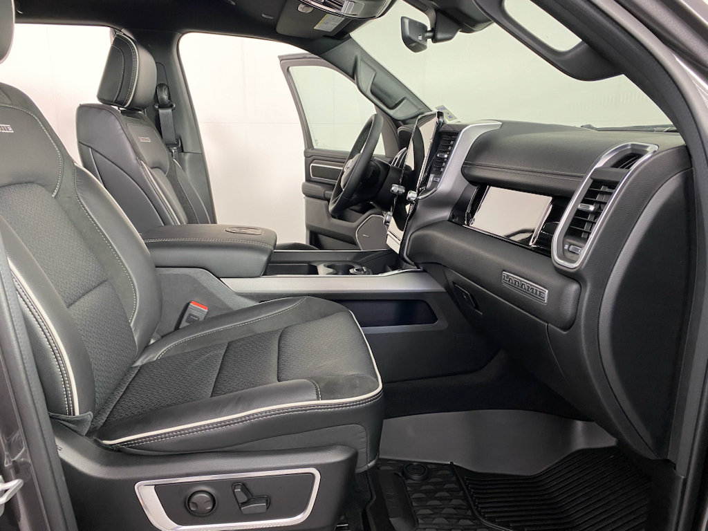 Used 2026 RAM 1500 Laramie w/ Night Edition AWD/4WD image 31