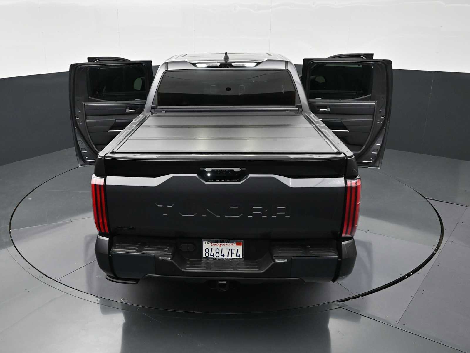 Used 2025 Toyota Tundra Platinum AWD/4WD image 35