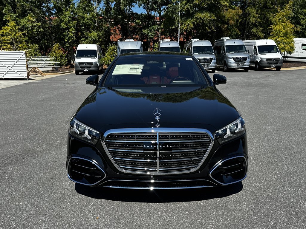 New 2027 Mercedes-Benz S 580 4MATIC Sedan image 3