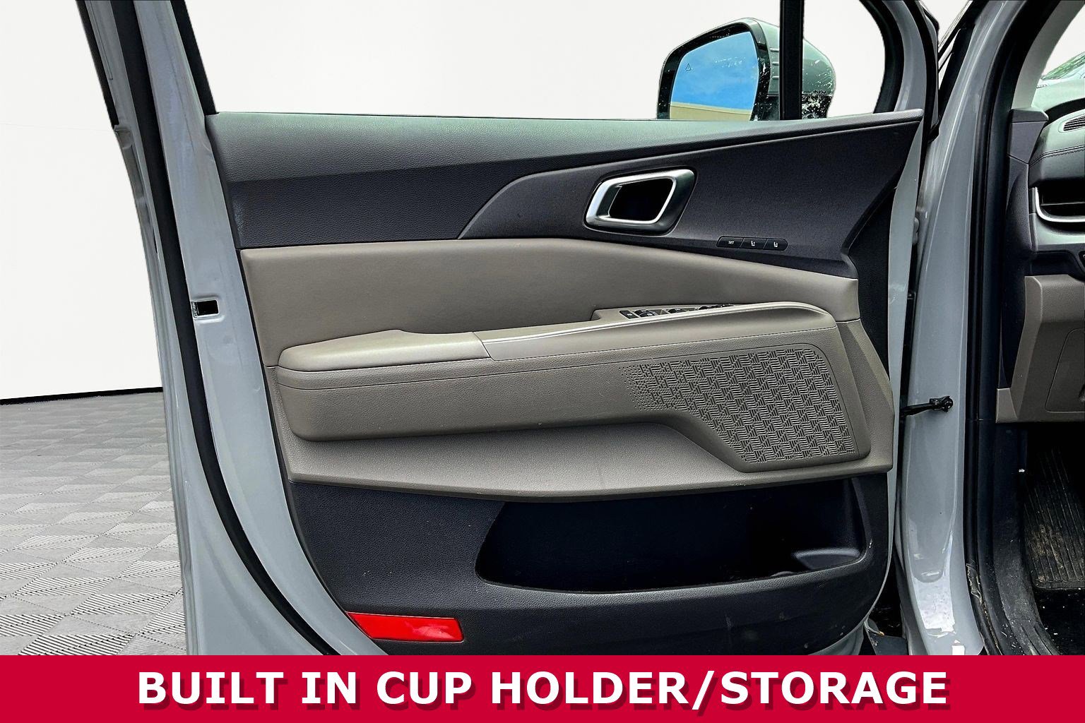 Certified 2025 Kia Carnival EX FWD image 17