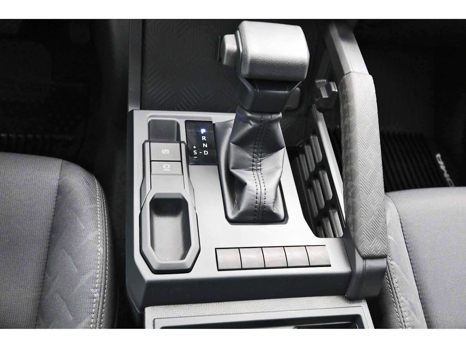 Used 2025 Toyota Tacoma SR image 25