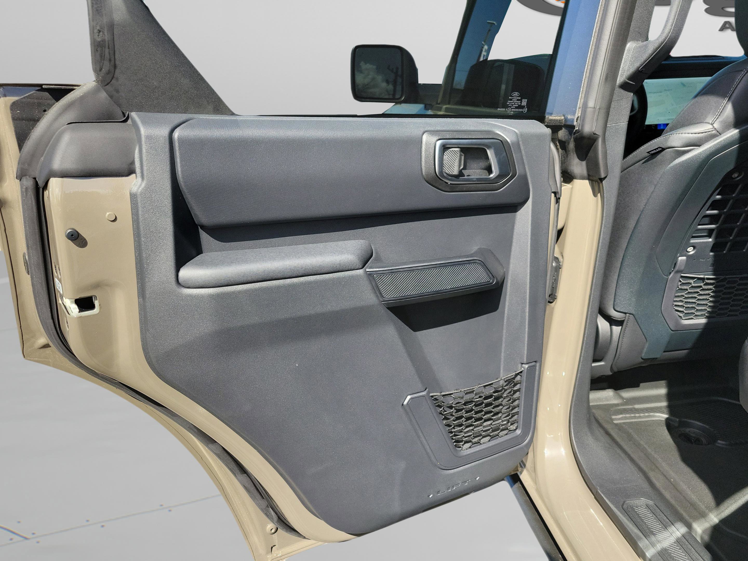 New 2025 Ford Bronco Big Bend w/ Black Diamond Package image 24