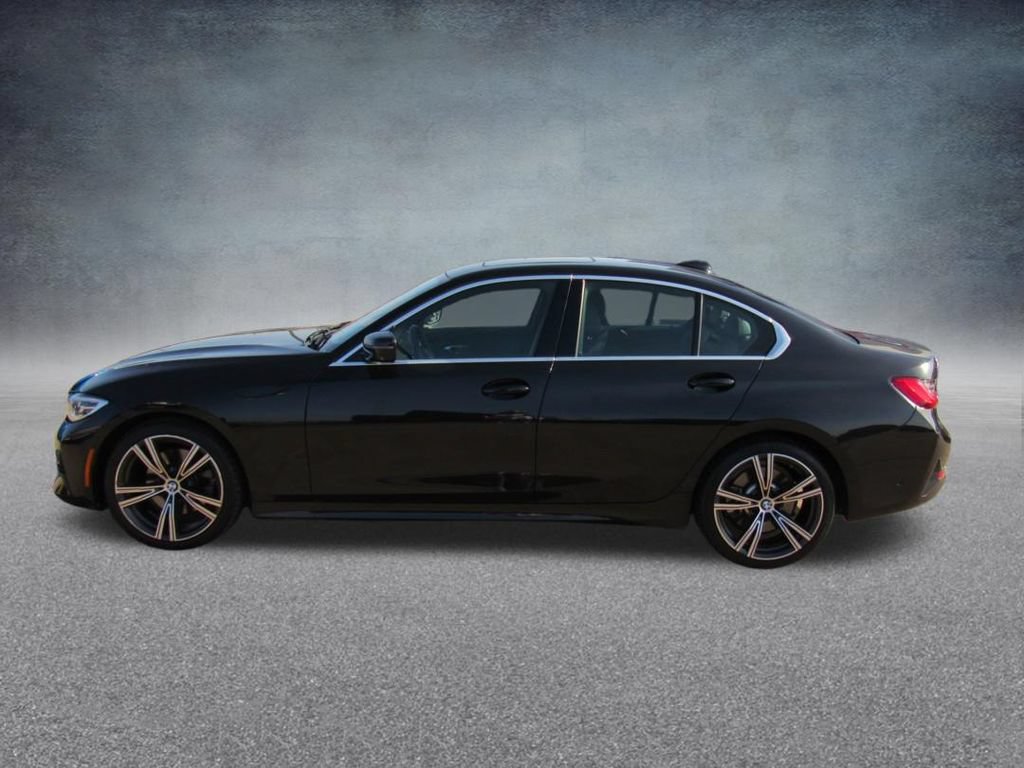 Used 2020 BMW 330i Sedan w/ Convenience Package RWD image 3