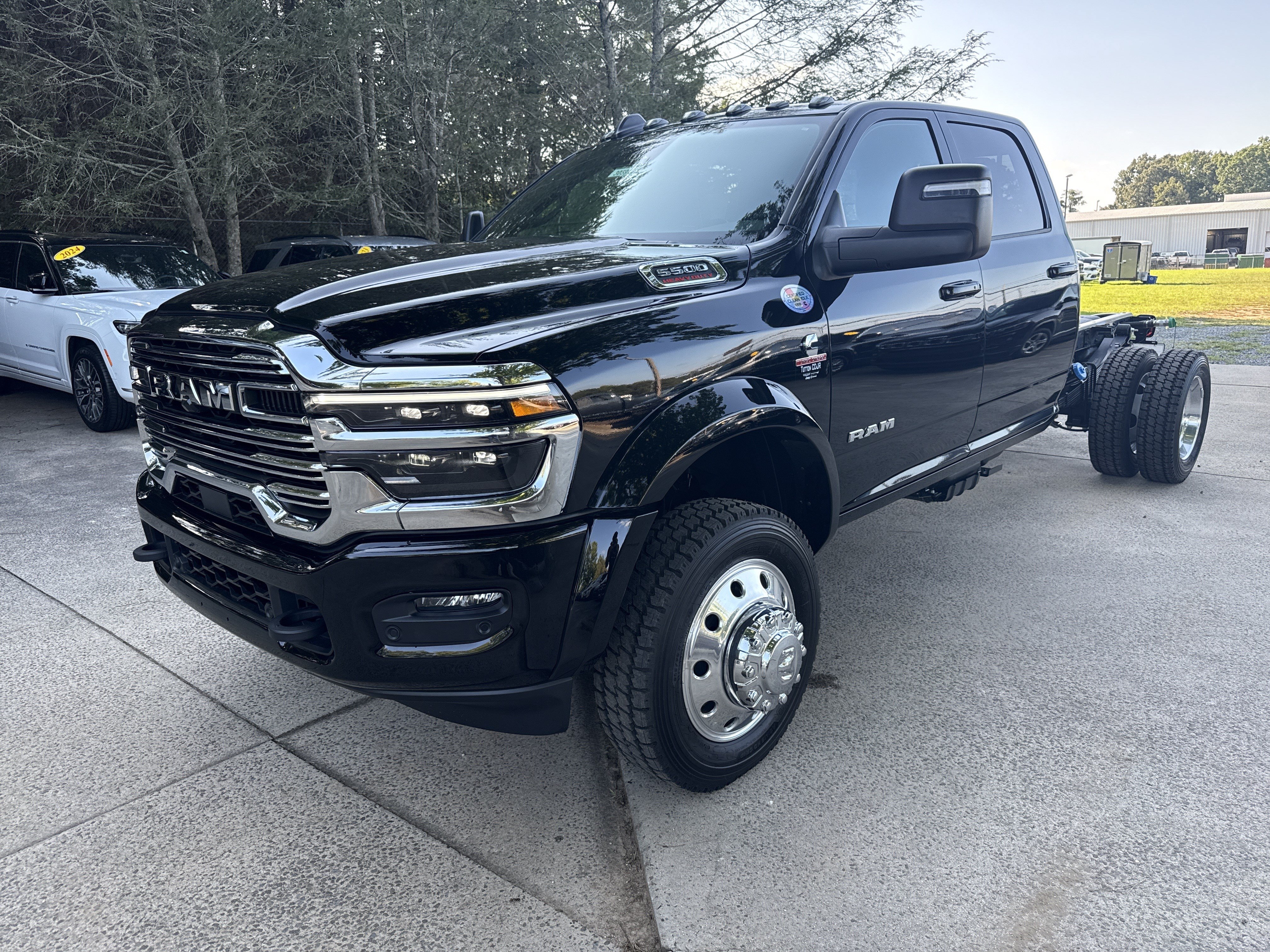 New 2026 RAM 5500 4x4 Crew Cab w/ Laramie Trim Package image 3