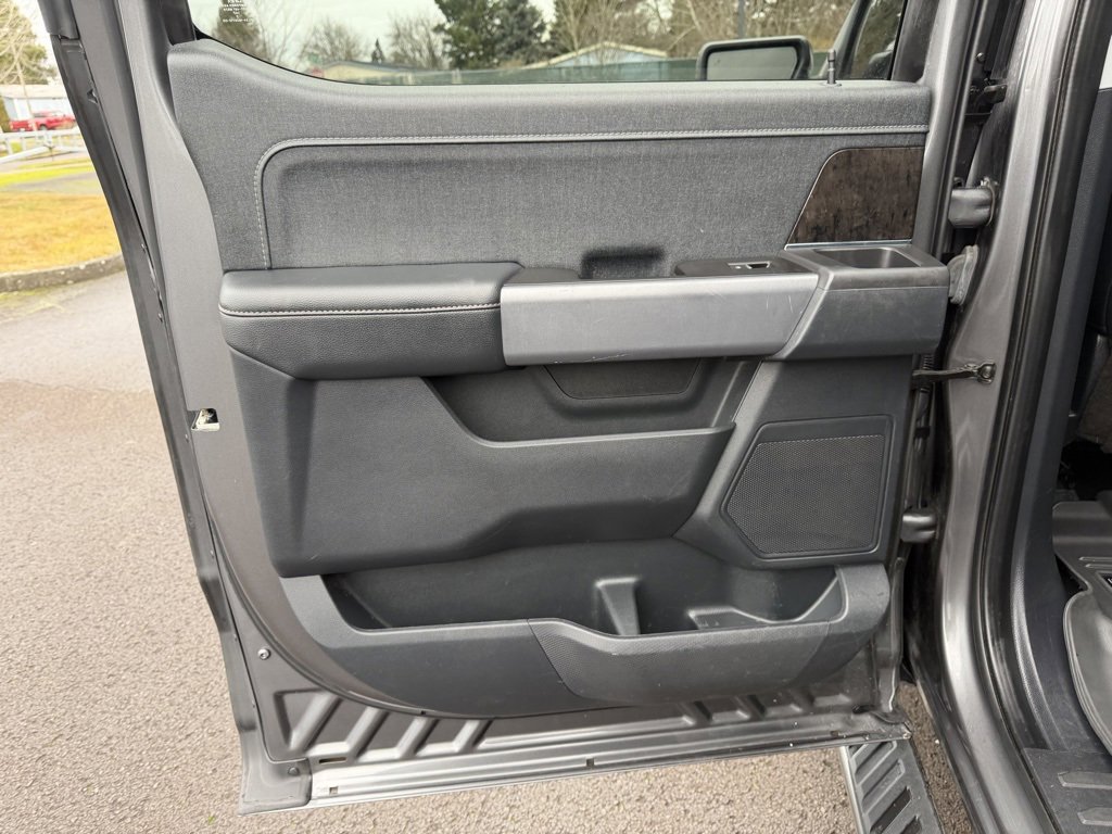 Used 2022 Ford F150 Lariat w/ Trailer Tow Package image 30