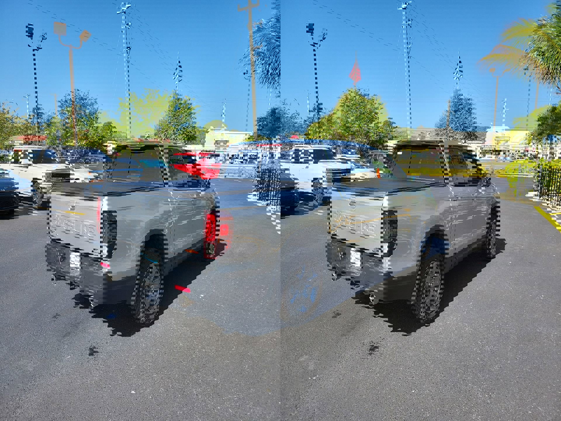 Used 2025 Honda Ridgeline TrailSport image 6