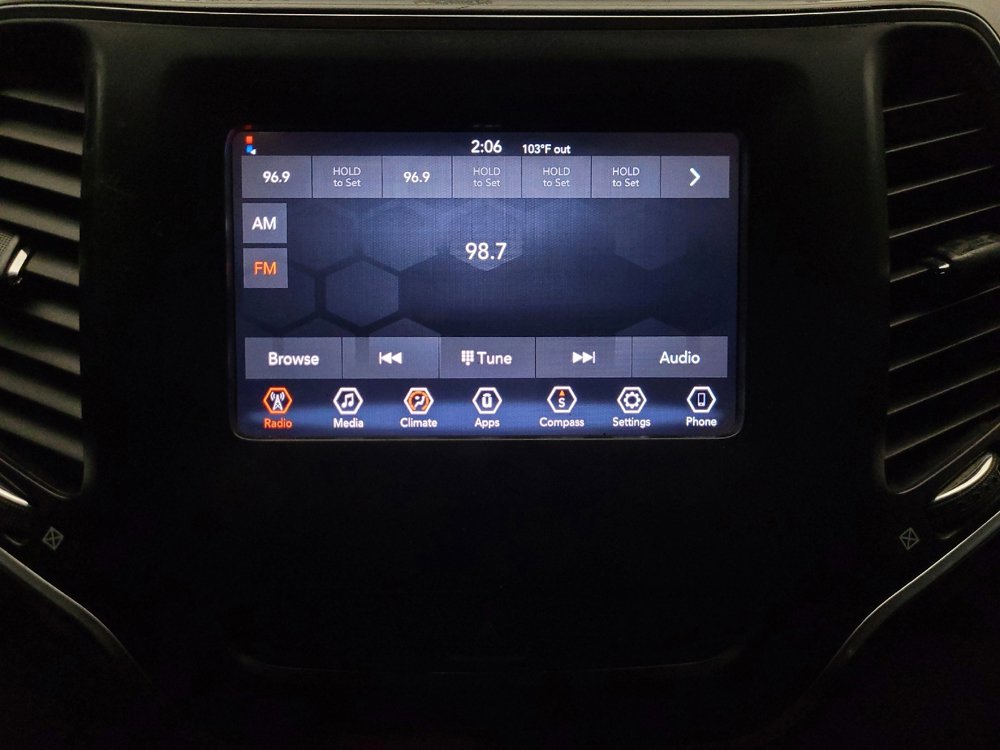 Used 2020 Jeep Cherokee Latitude image 25