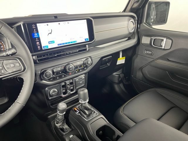 New 2025 Jeep Gladiator Sport w/ Premium Package AWD/4WD image 18
