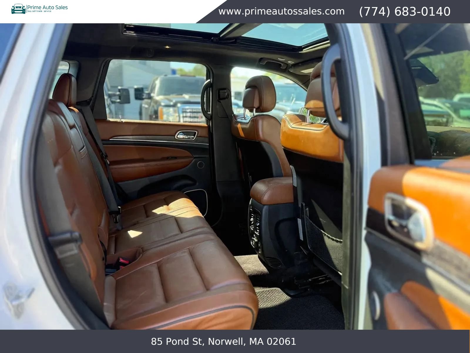 Used 2017 Jeep Grand Cherokee Summit AWD/4WD image 16