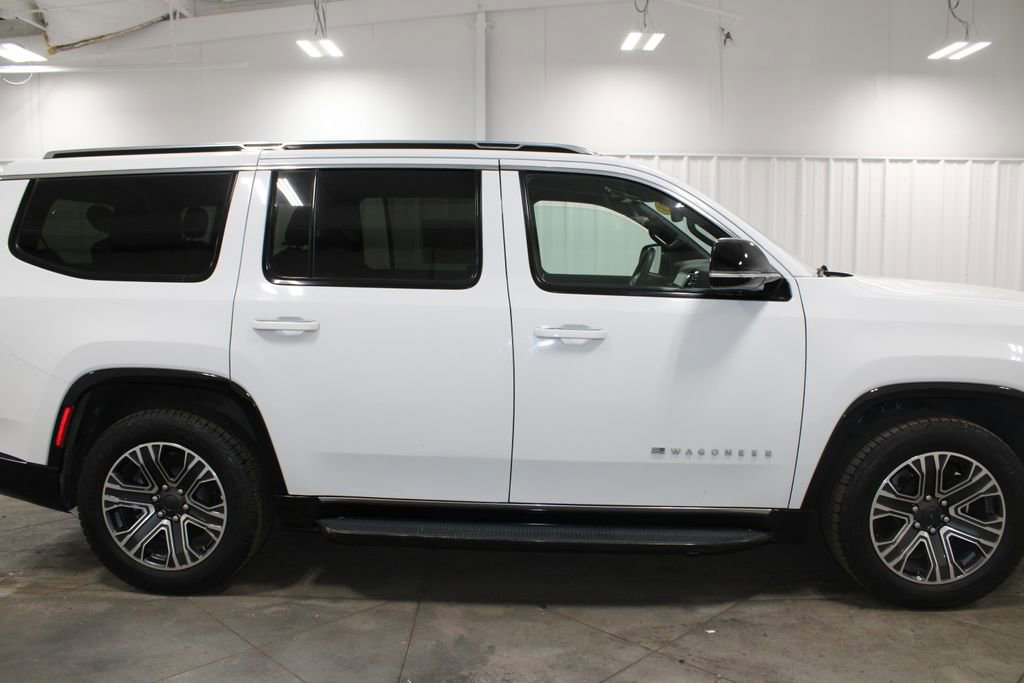 Used 2023 Jeep Wagoneer Series II image 11