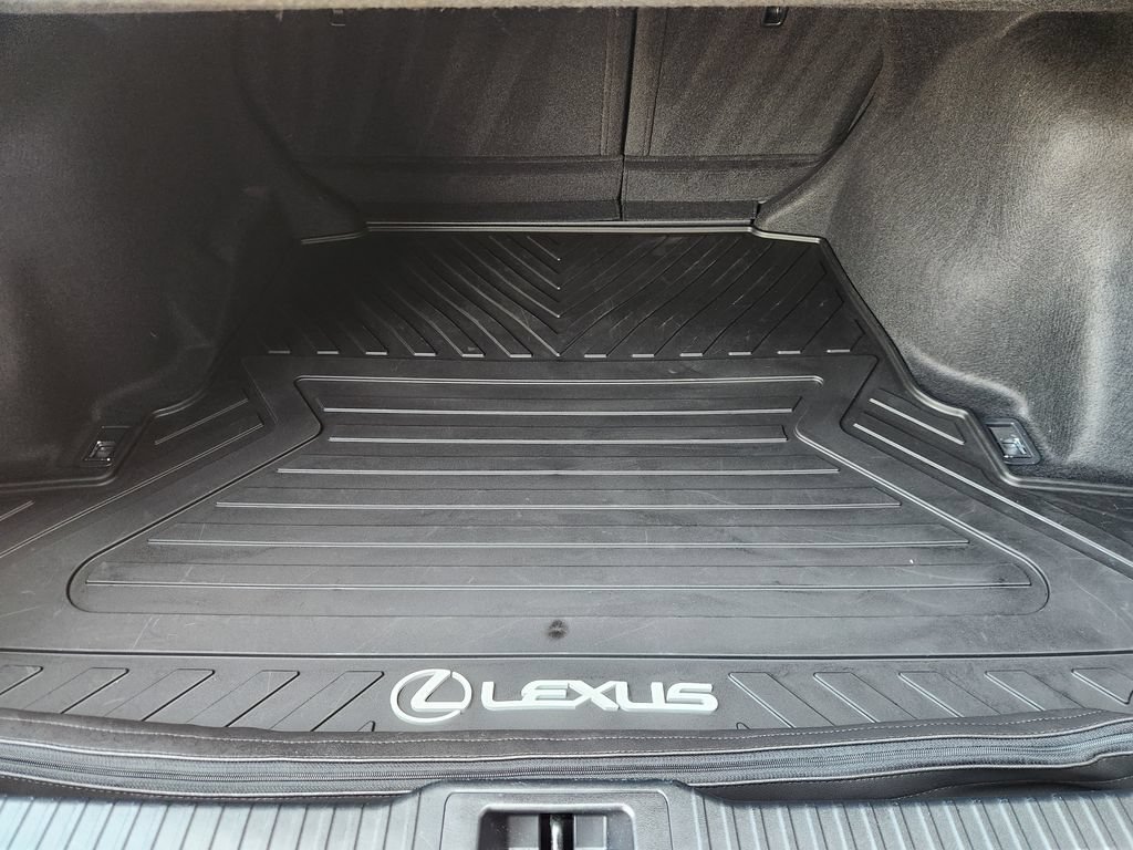 Used 2024 Lexus IS 300 w/ Comfort Package RWD image 34