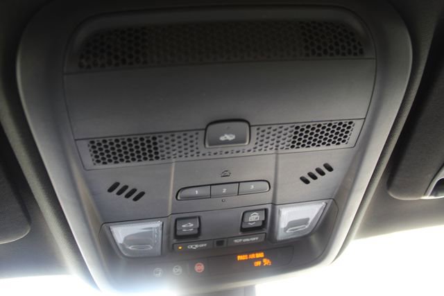 Used 2021 Cadillac XT5 Premium Luxury FWD image 28