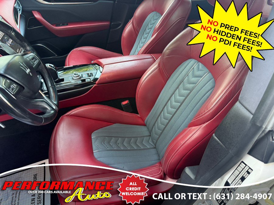 Used 2018 Maserati Levante GranLusso AWD/4WD image 26
