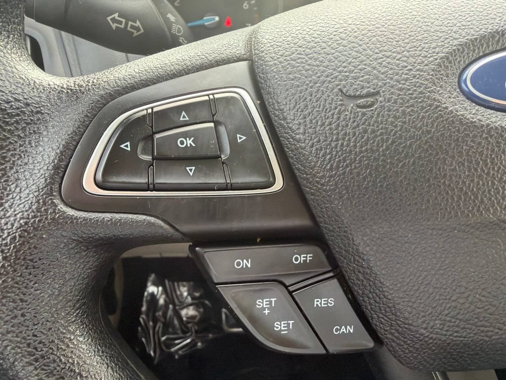 Used 2016 Ford Focus SE FWD image 35
