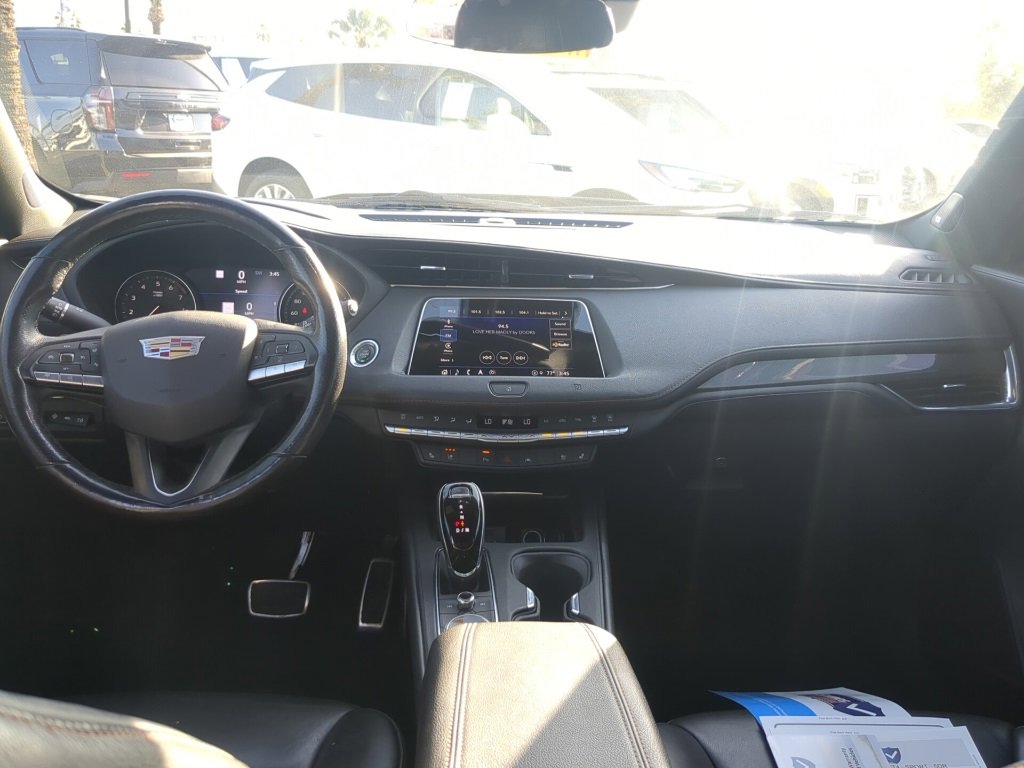 Used 2021 Cadillac XT4 Sport image 14