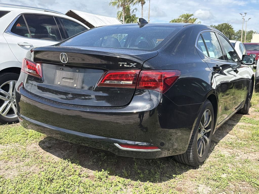 Used 2015 Acura TLX w/ Technology Package FWD image 10