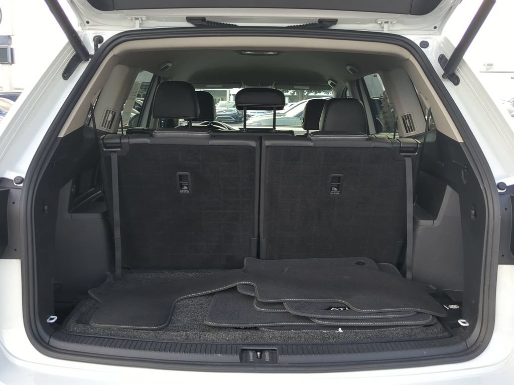 Certified 2023 Volkswagen Atlas SE FWD image 10