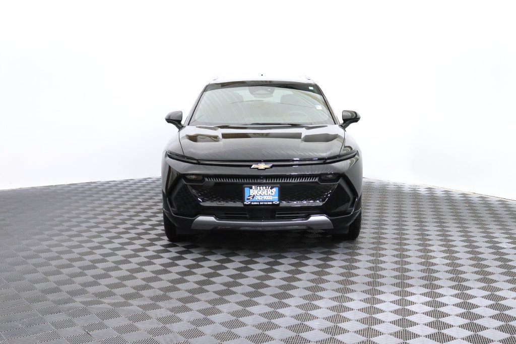 Certified 2024 Chevrolet Equinox EV LT FWD image 2