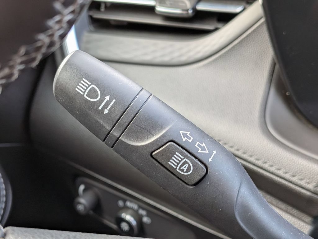 Used 2024 Buick Encore GX Avenir AWD/4WD image 20