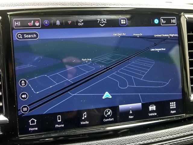 Used 2023 Chrysler Pacifica Limited image 20