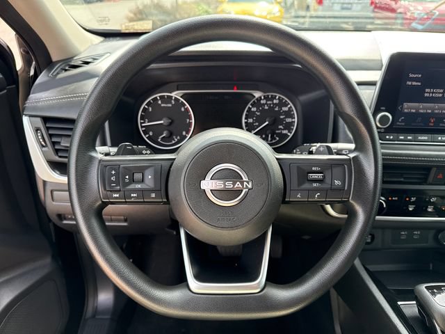 Used 2024 Nissan Rogue S AWD/4WD image 12