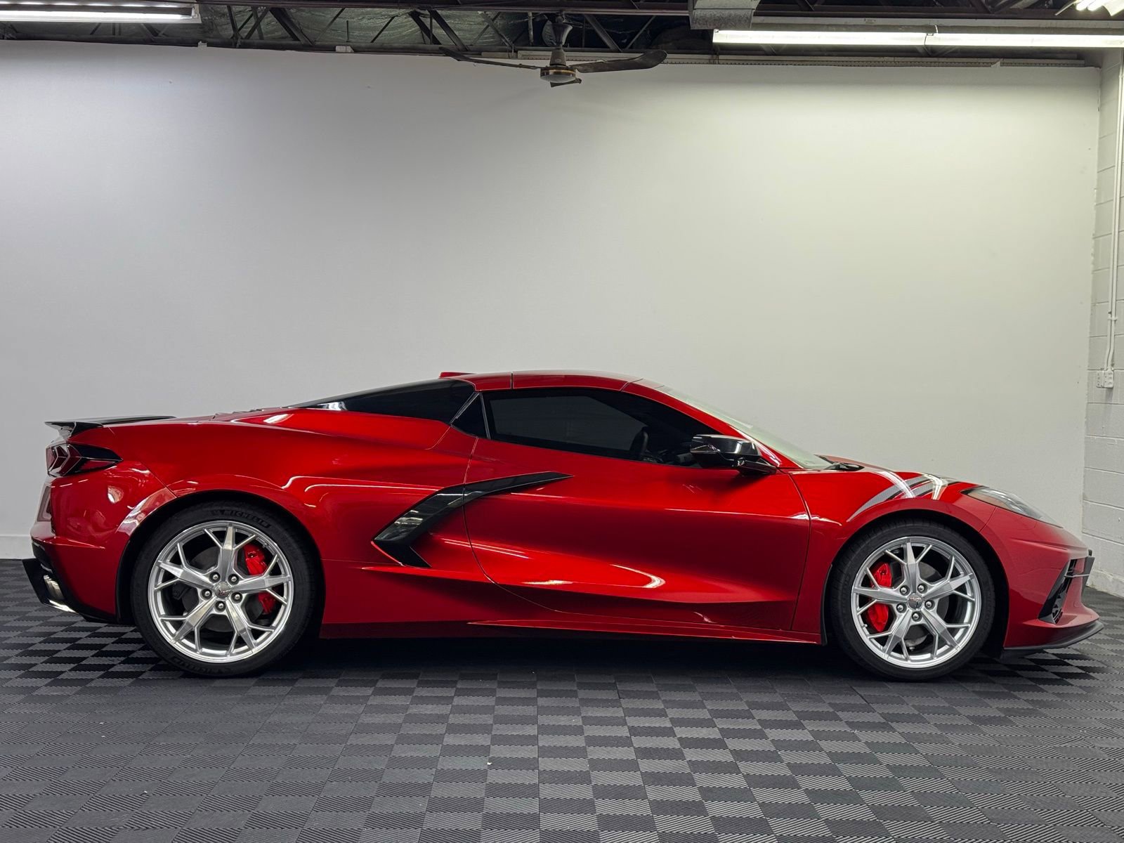 Used 2023 Chevrolet Corvette Stingray Preferred Conv w/ 2LT image 4