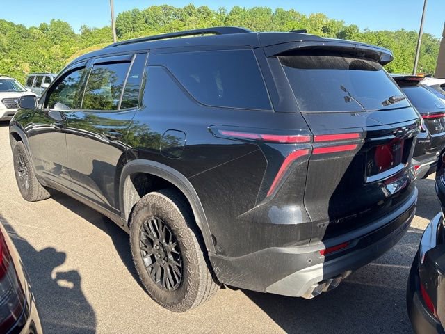 Used 2026 Chevrolet Traverse Z71 w/ Enhanced Driving Package AWD/4WD image 2