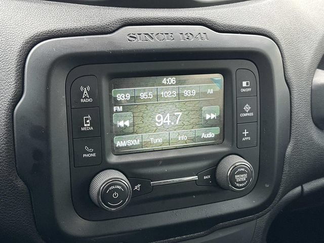 Used 2017 Jeep Renegade Altitude AWD/4WD image 20