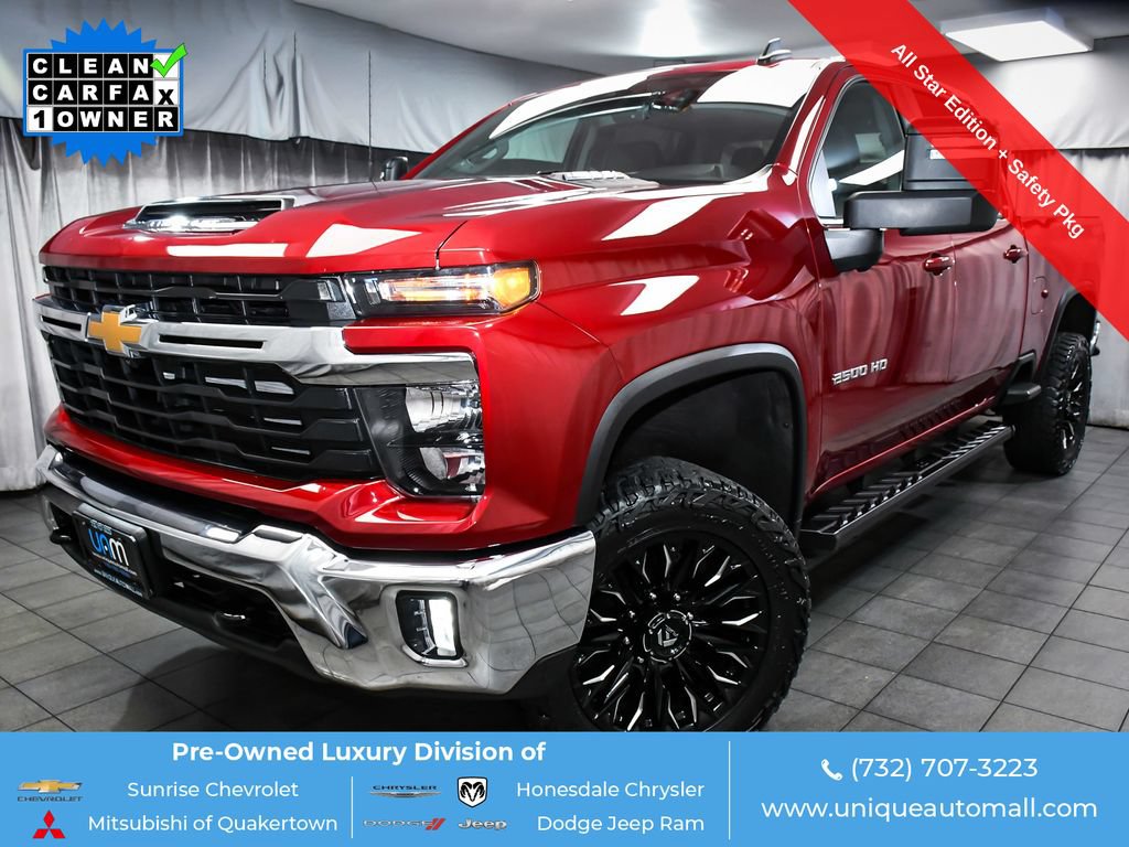 Used 2024 Chevrolet Silverado 2500 LT w/ All Star Edition AWD/4WD image 1