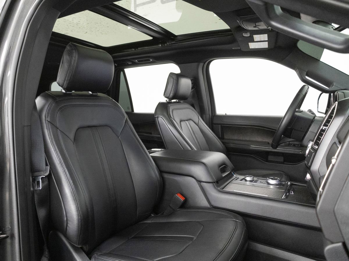 Used 2020 Ford Expedition Limited w/ Special Edition Package AWD/4WD image 28