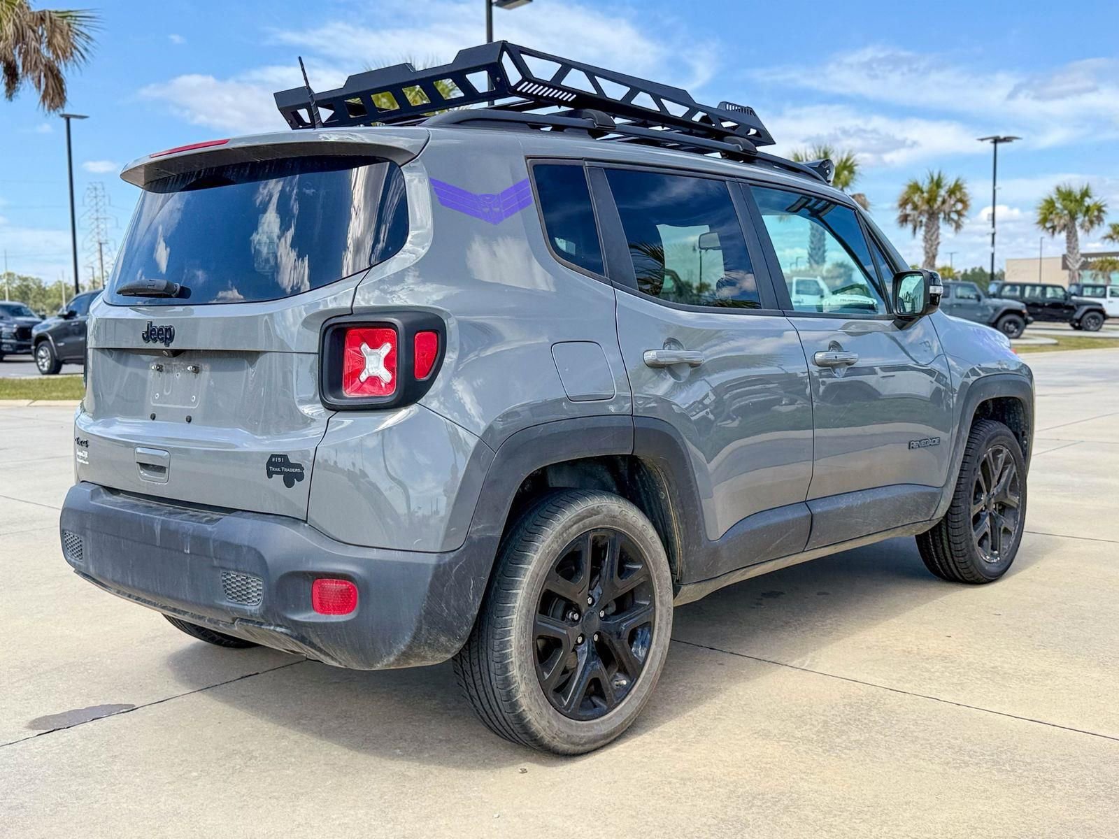 Used 2022 Jeep Renegade Altitude w/ Convenience Group image 8