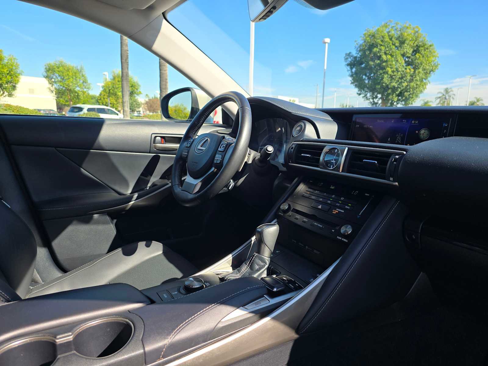 Used 2018 Lexus IS 300 image 10