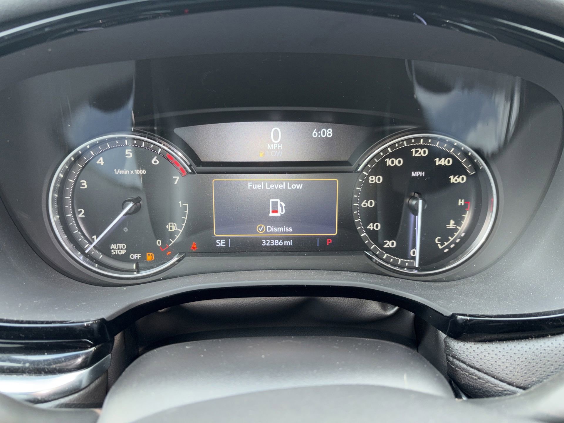 Used 2022 Cadillac XT6 Luxury FWD image 11
