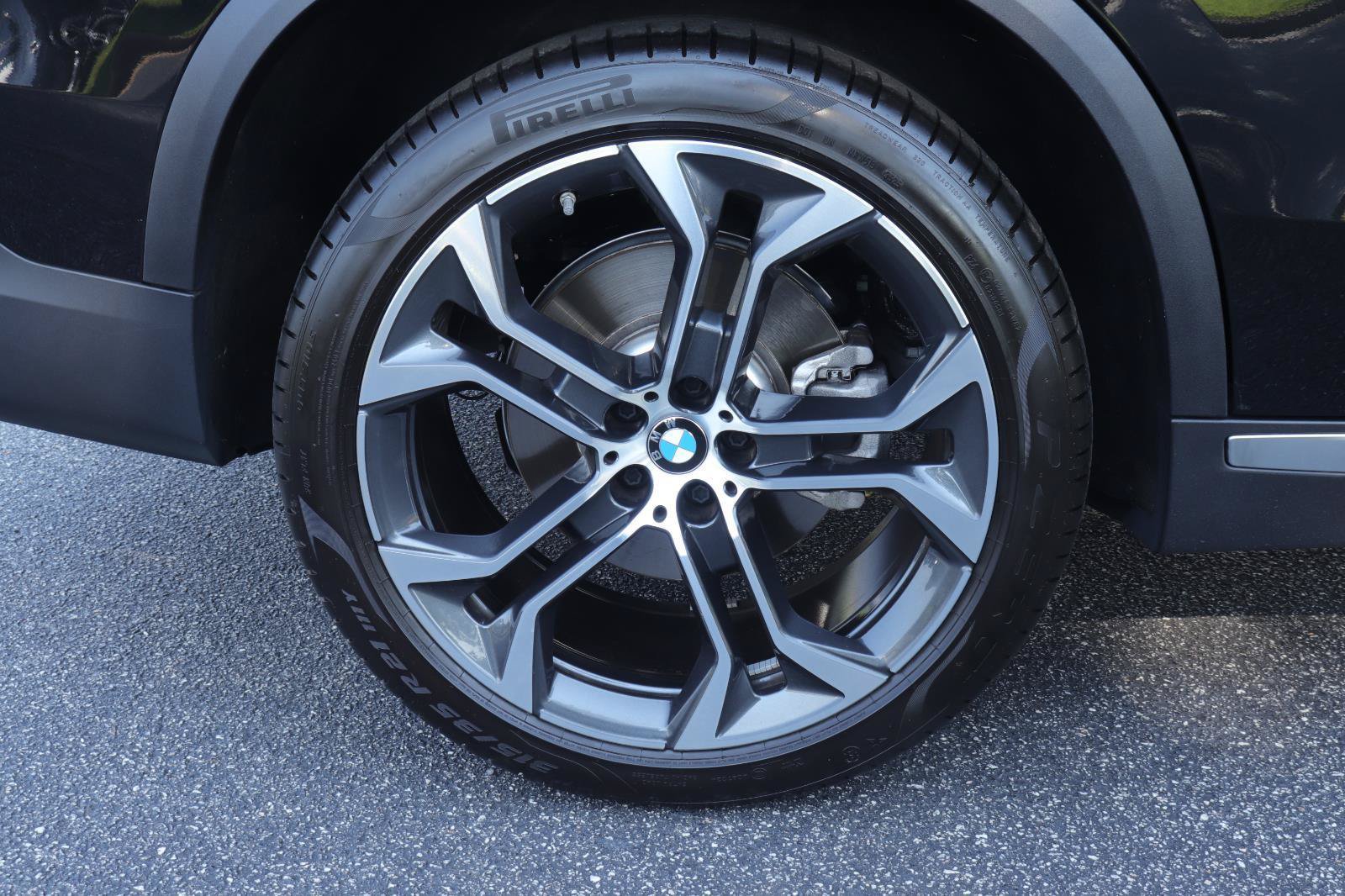 Used 2026 BMW X5 sDrive40i RWD image 46